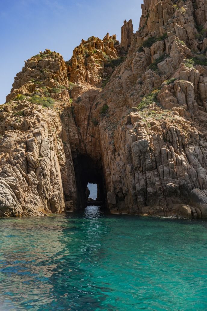 La fenêtre des Calanques de Piana Mare Bellu